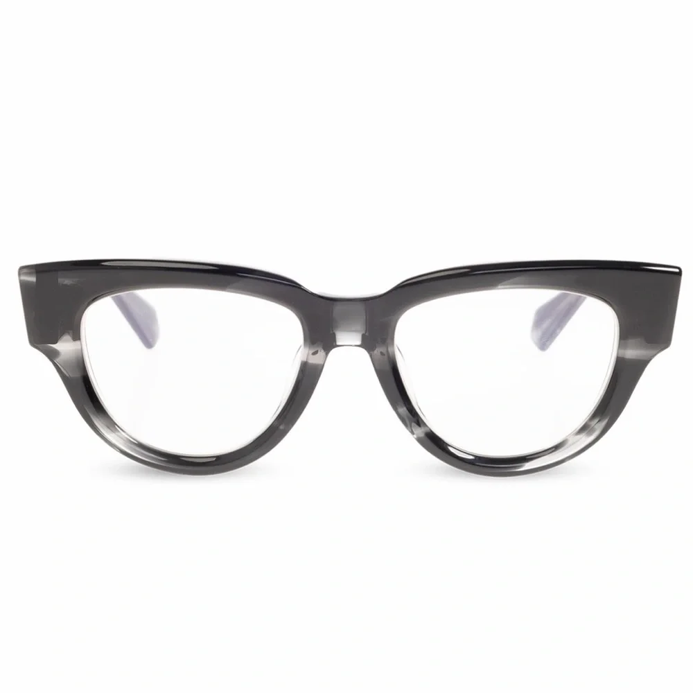 Valentino new essential